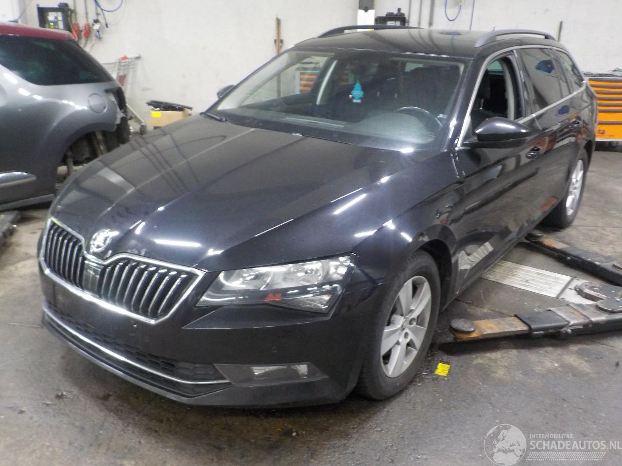 Skoda Superb Superb Combi (3V5) Combi 1.5 TSI Evo 16V (DPCA) [110kW]  (02-2017/...)=