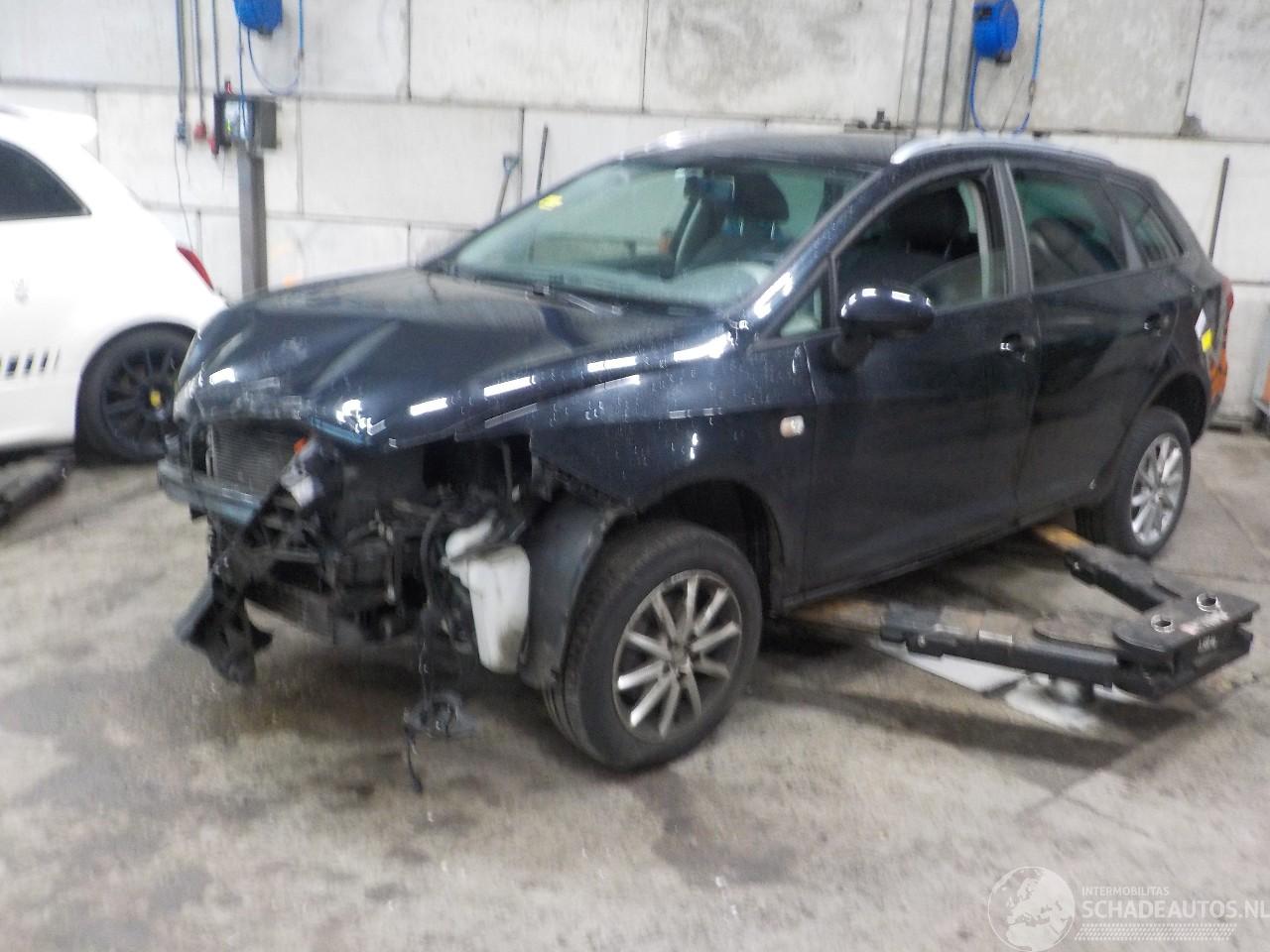 Seat Ibiza Ibiza ST (6J8) Combi 1.2 TDI Ecomotive (CFWA) [55kW]  (04-2010/05-2015=
)