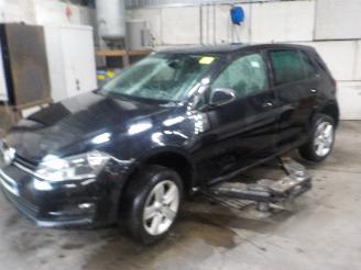 demontáž osobní automobily Volkswagen Golf Golf VII (AUA) Hatchback 1.6 TDI 16V (CLHA) [77kW]  (08-2012/03-2020) 2013