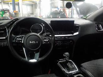 Kia Cee d Ceed Sportswagon (CDF) Combi 5-drs 1.5 T-GDI 16V (G4LH) [118kW]  (01-2=
021/...) picture 5