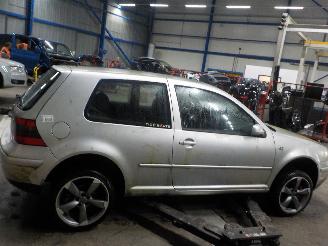 Volkswagen Golf Golf IV (1J1) Hatchback 2.3 V5 GTI 20V (AQN) [125kW]  (10-2000/06-2005=
) picture 3