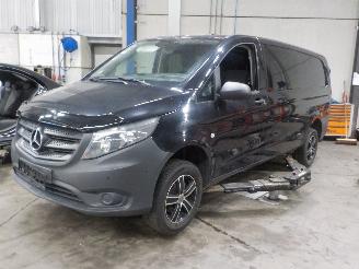 Coche siniestrado Mercedes Vito Vito (447.6) Van 2.2 114 CDI 16V (OM651.950) [100kW]  (10-2014/...) 2015