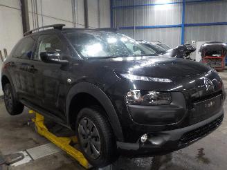 Citroën C4 C4 Cactus (0B/0P) Hatchback 5-drs 1.6 Blue Hdi 100 (DV6FD(BHY)) [73kW]=
  (09-2014/06-2018) picture 2