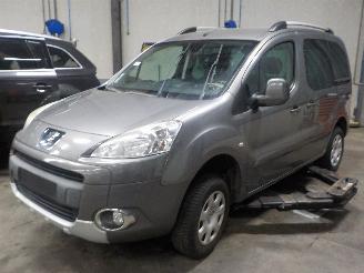 demontáž osobní automobily Peugeot Partner Partner Tepee (7A/B/C/D/E/F/G/J/P/S) MPV 1.6 VTI 16V (EP6CDTR(5FK)) [7=
2kW]  (08-2010/12-2018) 2011