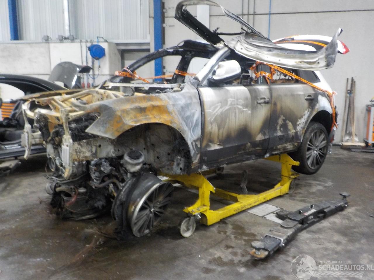 Audi Q5 Q5 (8RB) SUV 2.0 TFSI 16V Quattro (CDNC(Euro 5)) [155kW]  (11-2008/09-=
2012)