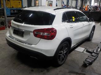 Mercedes GLA GLA (156.9) SUV 1.6 200 16V (M270.910(Euro 6)) [115kW]  (12-2013/...) picture 3