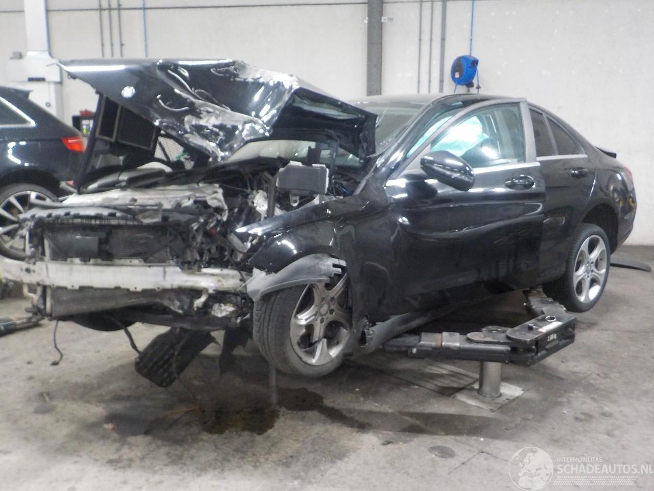 Mercedes C-klasse C (W205) Sedan C-250 2.2 CDI 16V BlueTEC, C-250d (OM651.921) [150kW]  =
(02-2014/...)