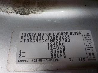 Toyota Aygo Aygo (B40) Hatchback 1.0 12V VVT-i (1KR-FE) [51kW]  (05-2014/06-2018) picture 6