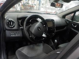 Renault Clio Clio IV (5R) Hatchback 5-drs 0.9 Energy TCE 90 12V (H4B-400(H4B-A4)) [=
66kW]  (11-2012/08-2021) picture 5