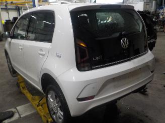 Volkswagen Up! Up! (121) Hatchback 1.0 12V 75 (CWRA) [55kW]  (08-2011/11-2019) picture 4