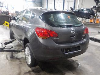 Opel Astra Astra J (PC6/PD6/PE6/PF6) Hatchback 5-drs 1.3 CDTI 16V EcoFlex (A13DTE=
(Euro 5)) [70kW]  (12-2009/10-2015) picture 4