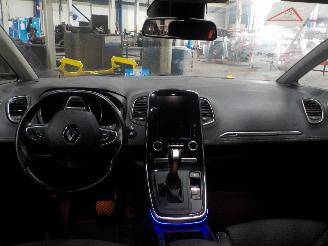 Renault Scenic Scénic IV (RFAJ) MPV 1.5 Energy dCi 110 (K9K-647) [81kW]  (09-2016/0=
7-2022) picture 5