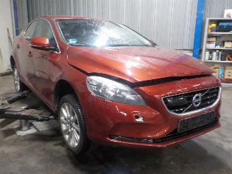 Volvo V-40 V40 (MV) Hatchback 5-drs 1.6 T3 GTDi 16V (B4164T3(Euro 5)) [110kW]  (0=
3-2012/12-2016) picture 2