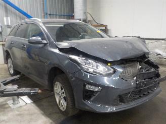 Kia Cee d Ceed Sportswagon (CDF) Combi 5-drs 1.0i T-GDi 12V 120 Eco-Dynamics+ (G=
3LF) [88kW]  (11-2020/...) picture 2