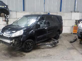 demontáž osobní automobily Citroën Jumpy Jumpy (G9) Van 2.0 HDiF 16V 125 (DW10CD(AHZ)) [94kW]  (07-2011/07-2016=
) 2013