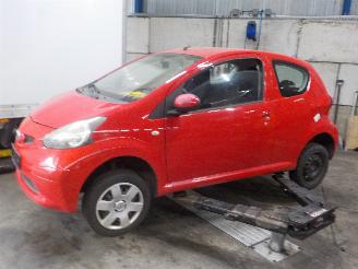 demontáž osobní automobily Toyota Aygo Aygo (B10) Hatchback 1.0 12V VVT-i (1KR-FE) [50kW]  (07-2005/05-2014) 2006/5