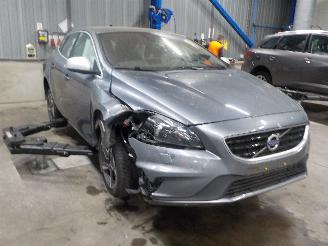 Volvo V-40 V40 (MV) Hatchback 5-drs 2.0 D2 16V (D4204T8(Euro 6b)) [88kW]  (02-201=
5/08-2019) picture 2