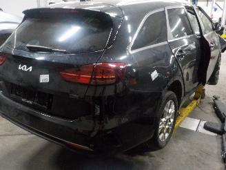 Kia Cee d Ceed Sportswagon (CDF) Combi 5-drs 1.0i T-GDi 12V (G3LE) [88kW]  (05-2=
018/...) picture 3