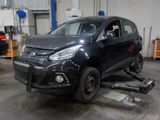Démontage voiture Hyundai I-10 i10 (B5) Hatchback 1.2 16V (G4LA) [64kW]  (12-2013/06-2020) 2014