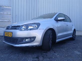 Damaged car Volkswagen Polo Polo V (6R) Hatchback 1.2 TDI 12V BlueMotion (CFWA(Euro 5)) [55kW]  (1=
0-2009/05-2014) 2011/5