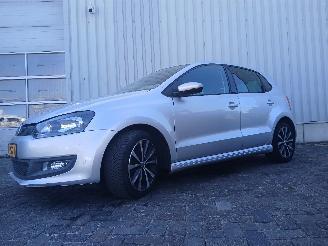 Volkswagen Polo Polo V (6R) Hatchback 1.2 TDI 12V BlueMotion (CFWA(Euro 5)) [55kW]  (1=
0-2009/05-2014) picture 3