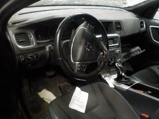 Volvo V-60 V60 I (FW/GW) Combi 2.0 D4 16V (D4204T5(Euro 6)) [133kW]  (10-2013/12-=
2015) picture 5