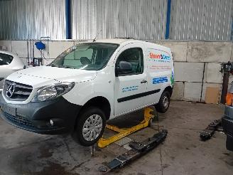 Uttjänta bilar auto Mercedes Citan Citan (415.6) Van 1.5 108 CDI (OM607.951(K9K)) [55kW]  (11-2012/08-202=
1) 2017/0
