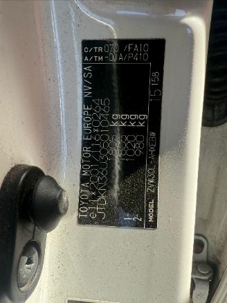 Toyota Prius Prius (ZVW3) Hatchback 1.8 16V (2ZRFXE) [100kW]  (06-2008/06-2016) picture 6