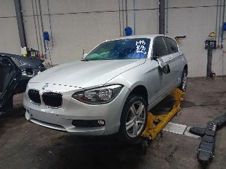 Sloopauto BMW 1-serie 1 serie (F20) Hatchback 5-drs 114i 1.6 16V (N13-B16A) [75kW]  (07-2012=
/02-2015) 2013