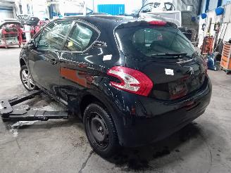 Peugeot 208 208 I (CA/CC/CK/CL) Hatchback 1.0 Vti 12V PureTech (EB0(ZMZ)) [50kW]  =
(03-2012/12-2019) picture 4