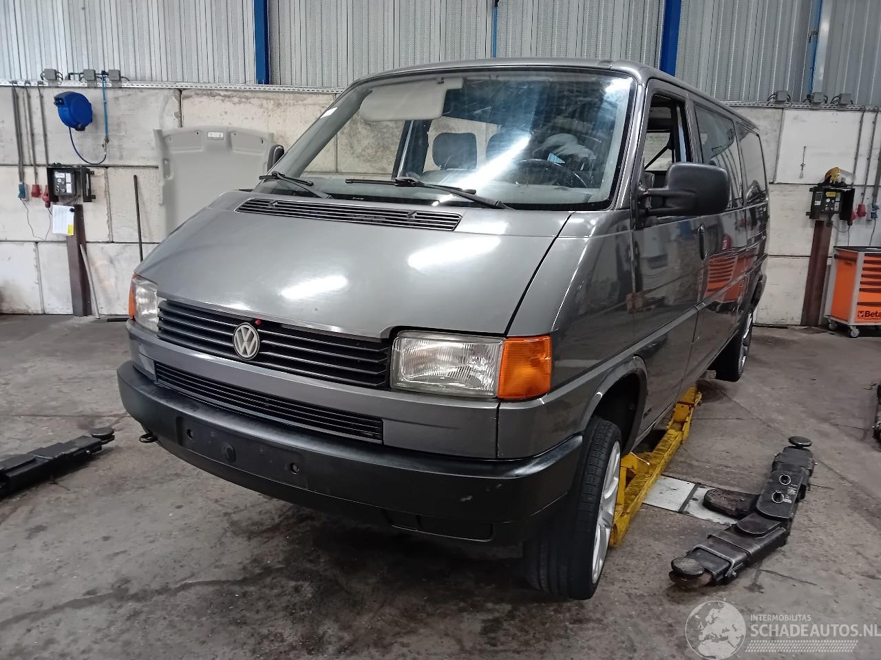 Volkswagen Transporter Transporter T4 Van 2.4 D (AAB) [57kW]  (07-1990/04-1998)