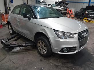 Audi A1 A1 Sportback (8XA/8XF) Hatchback 5-drs 1.4 TFSI 16V 122 (CAXA(Euro 5))=
 [90kW]  (11-2011/04-2015) picture 2