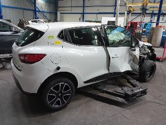 Renault Clio Clio IV (5R) Hatchback 5-drs 0.9 Energy TCE 90 12V (H4B-400(H4B-A4)) [=
66kW]  (11-2012/08-2021) picture 3