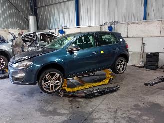 Coche siniestrado Volkswagen Golf Golf VI (5K1) Hatchback 1.6 TDI 16V (CAYC(Euro 5)) [77kW]  (02-2009/11=
-2012) 2010