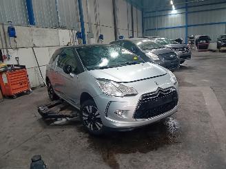 Citroën DS3 DS3 (SA) Hatchback 1.6 VTi 120 16V (EP6C(5FS)) [88kW]  (04-2010/07-201=
5) picture 2