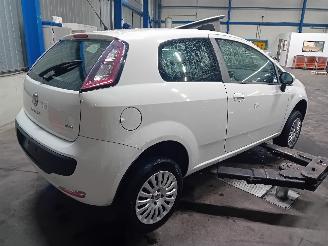 Fiat Punto Punto Evo (199) Hatchback 1.3 JTD Multijet 85 16V (199.B.4000(Euro 5))=
 [62kW]  (10-2009/02-2012) picture 3