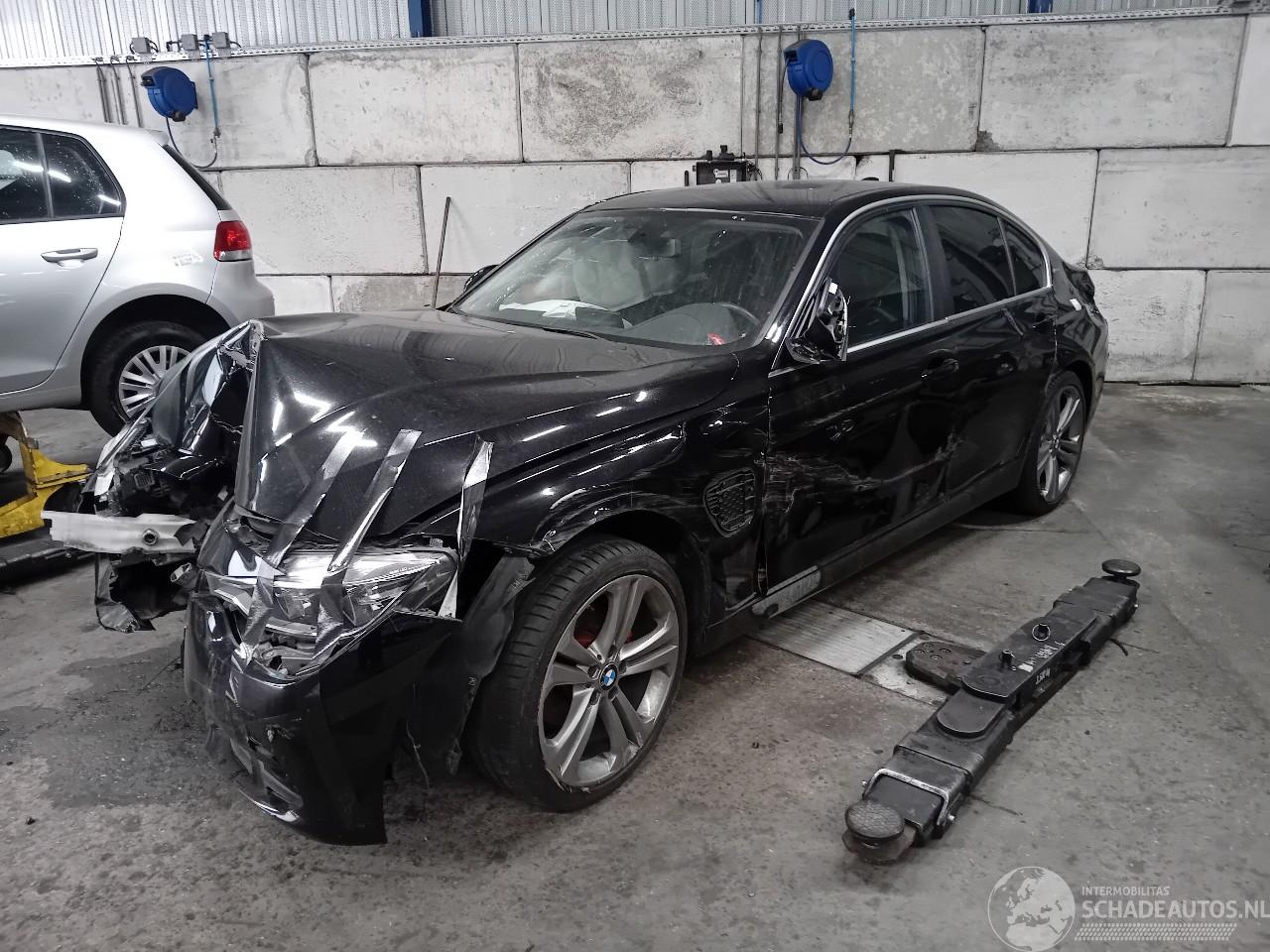 BMW 3-serie 3 serie (F30) Sedan 330e (B48-B20A) [185kW]  (11-2015/10-2018)