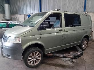 Démontage voiture Volkswagen Transporter Transporter T5 Van 2.5 TDi (BNZ) [96kW]  (04-2003/11-2009) 2004