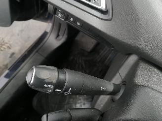 Peugeot 308 308 SW (L4/L9/LC/LJ/LR) Combi 5-drs 1.2 12V e-THP PureTech 130 (EB2DTS=
(HNY)) [96kW]  (03-2014/06-2021) picture 13