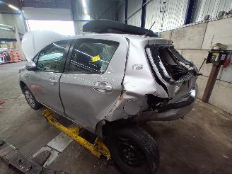 Toyota Yaris Yaris III (P13) Hatchback 1.5 16V Hybrid (1NZ-FXE) [74kW]  (03-2012/09=
-2020) picture 4