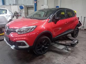 demontáž osobní automobily Renault Captur Captur (2R) SUV 1.2 TCE 16V EDC (H5F-412(H5F-G4)) [87kW]  (01-2016/...=
) 2018