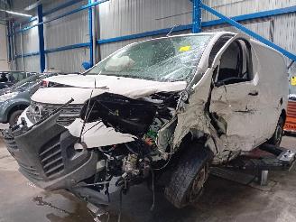 demontáž osobní automobily Opel Vivaro Vivaro Van 1.5 CDTI 120 (D15DTH(DV5RUC)) [88kW]  (03-2019/...) 2022