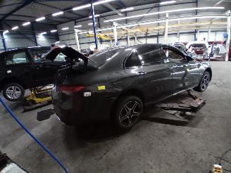 Mercedes E-klasse E (W213) Sedan E-300 e 2.0 Turbo 16V (M274.920) [235kW]  (11-2018/10-2=
023) picture 3