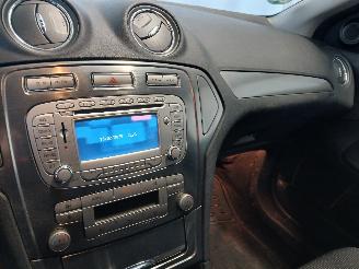 Ford Mondeo Mondeo IV Wagon Combi 2.0 16V (A0BA(Euro 5)) [107kW]  (03-2007/01-2015=
) picture 14