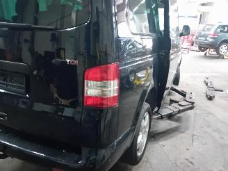 Volkswagen Multivan Multivan T5 (7E/7HC/7HF/7HM) MPV 2.5 TDi (BNZ) [96kW]  (04-2003/11-200=
9) picture 3