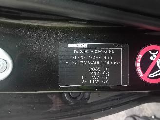 Mazda 5 5 (CWA9) MPV 1.8i 16V (L850) [85kW]  (09-2010/...) picture 6