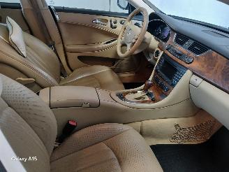 Mercedes CLS CLS (C219) Sedan 350 CGI 3.5 V6 24V (M272.985) [215kW]  (04-2006/12-20=
10) picture 9