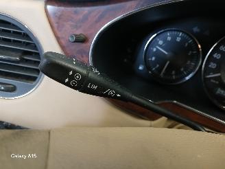 Mercedes CLS CLS (C219) Sedan 350 CGI 3.5 V6 24V (M272.985) [215kW]  (04-2006/12-20=
10) picture 18