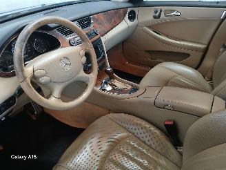 Mercedes CLS CLS (C219) Sedan 350 CGI 3.5 V6 24V (M272.985) [215kW]  (04-2006/12-20=
10) picture 15