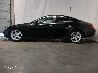 Mercedes CLS CLS (C219) Sedan 350 CGI 3.5 V6 24V (M272.985) [215kW]  (04-2006/12-20=
10) picture 4